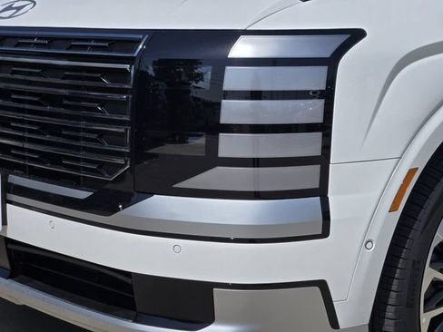Certified 2026 Hyundai Palisade Calligraphy AWD/4WD image 5