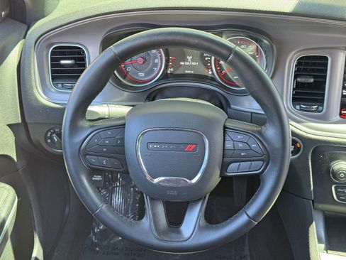 Used 2023 Dodge Charger SXT RWD image 18