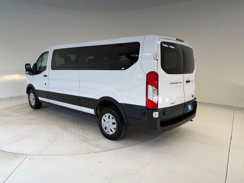 Used 2024 Ford Transit 350 XLT image 3