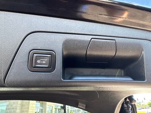 Used 2023 Buick Envision Essence FWD image 20