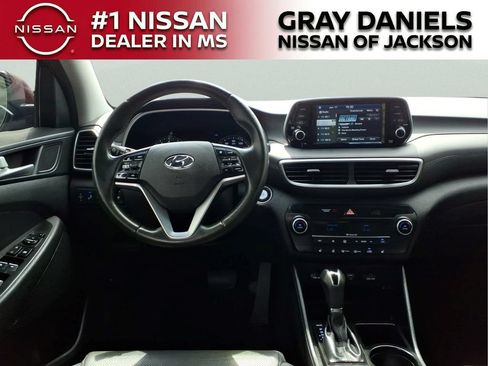 Used 2019 Hyundai Tucson Limited FWD image 10