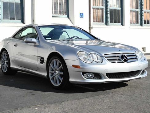 Used 2007 Mercedes-Benz SL 550 image 9