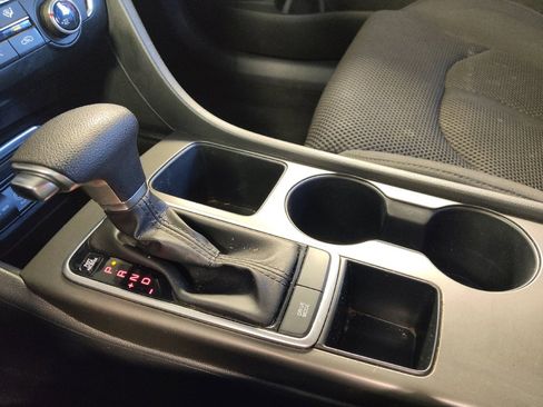 Used 2020 Kia Optima LX FWD image 26