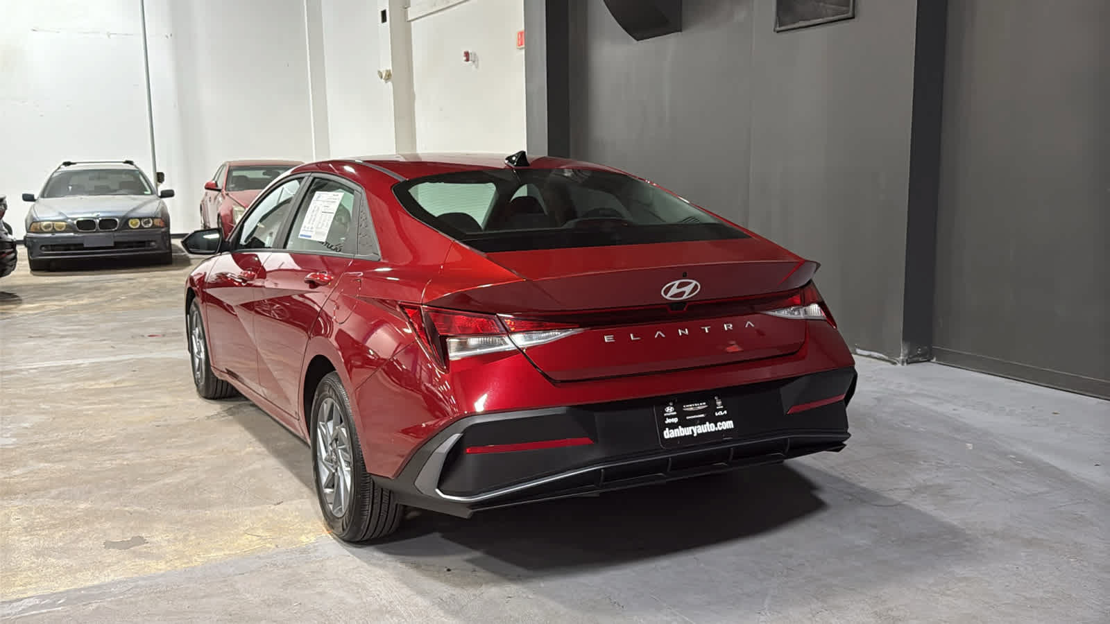 Used 2024 Hyundai Elantra SEL FWD image 6