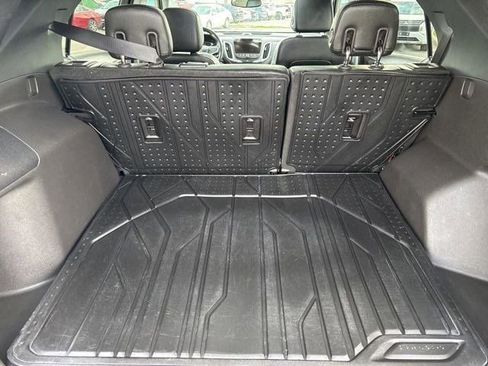 Used 2018 Chevrolet Equinox Premier image 37