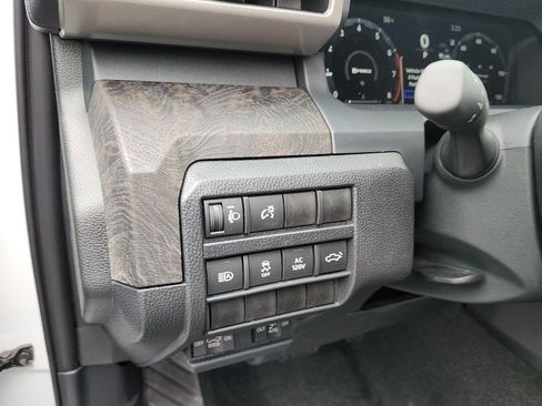 New 2026 Toyota Tacoma Limited AWD/4WD image 12