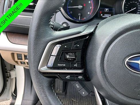 Used 2019 Subaru Outback 2.5i Limited AWD/4WD image 11