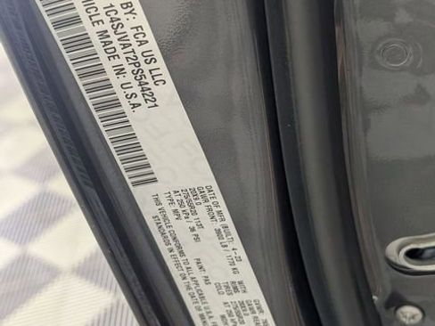 Used 2023 Jeep Wagoneer 4WD w/ Premium Group I image 38