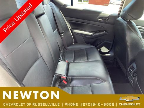 Used 2025 Nissan Altima 2.5 SL AWD/4WD image 25