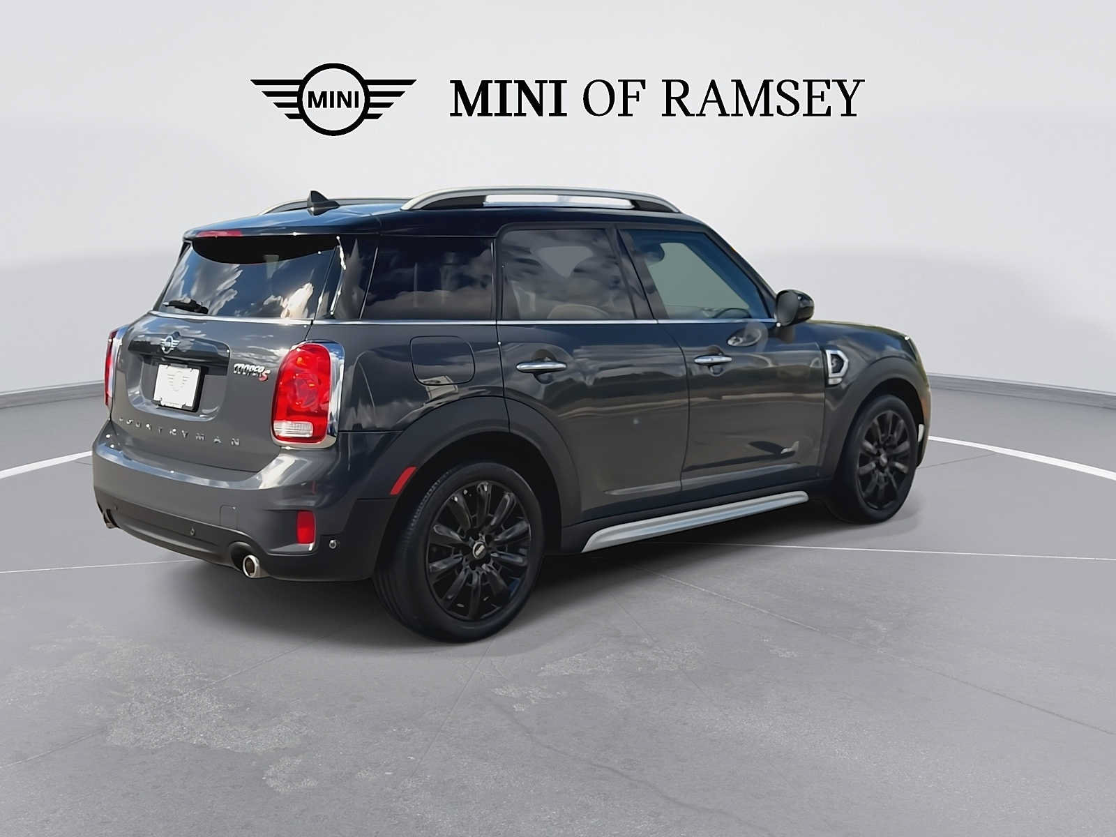Used 2019 MINI Cooper Countryman S w/ Signature Upholstery Package AWD/4WD image 8