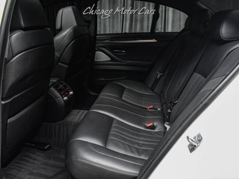 Used 2013 BMW M5 RWD image 29