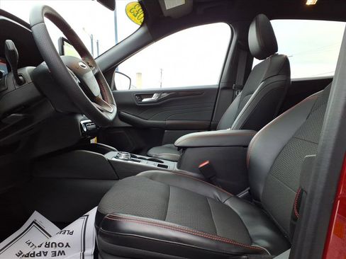 Certified 2023 Ford Escape ST-Line w/ Tech Pack #1 image 14