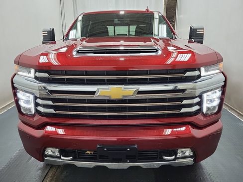 Used 2023 Chevrolet Silverado 2500 High Country image 4