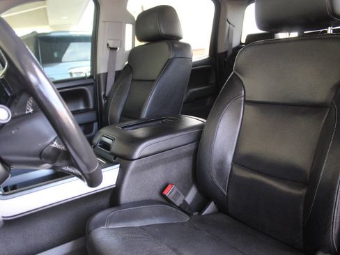 Used 2017 Chevrolet Silverado 1500 LTZ Z71 w/ LTZ Plus Package image 9