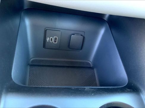 New 2026 Ford Explorer Active w/ Active Comfort Package image 19