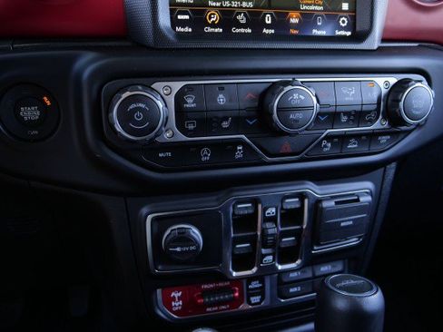 Used 2021 Jeep Gladiator Rubicon AWD/4WD image 21
