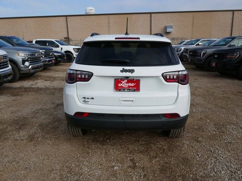 New 2026 Jeep Compass Latitude w/ Sun and Sound Group AWD/4WD image 5
