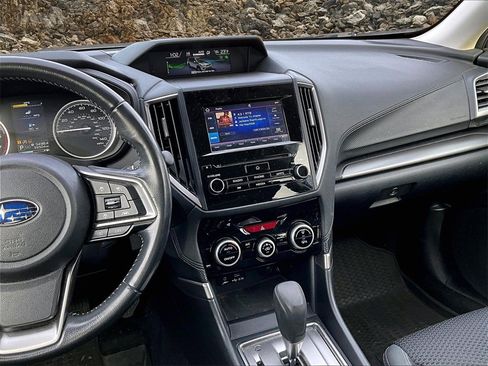 Used 2019 Subaru Forester Premium image 6