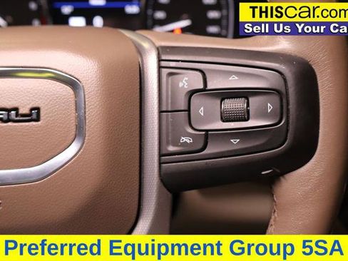 Used 2021 GMC Yukon Denali w/ Denali Premium Package image 12