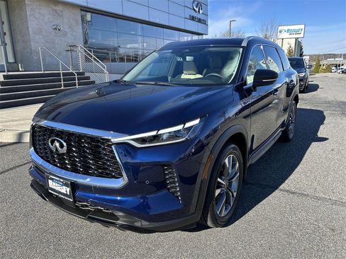 Certified 2023 INFINITI QX60 Luxe w/ Cargo Package image 4
