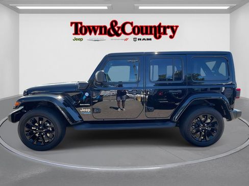 Used 2022 Jeep Wrangler Unlimited Sahara 4xe w/ Cold Weather Group image 6