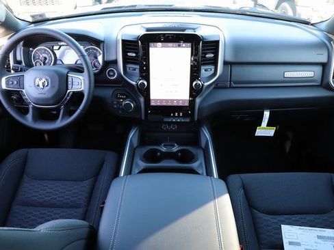 New 2026 RAM 1500 Big Horn AWD/4WD image 20