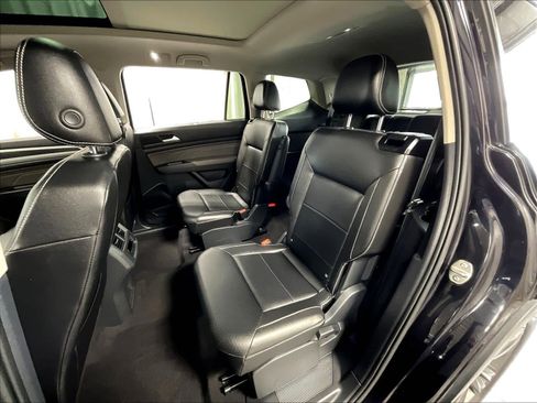 Used 2021 Volkswagen Atlas SE w/ Panoramic Sunroof Package AWD/4WD image 15