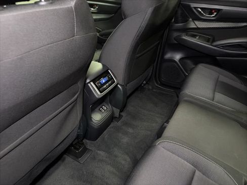 Used 2025 Subaru Ascent Premium AWD/4WD image 38