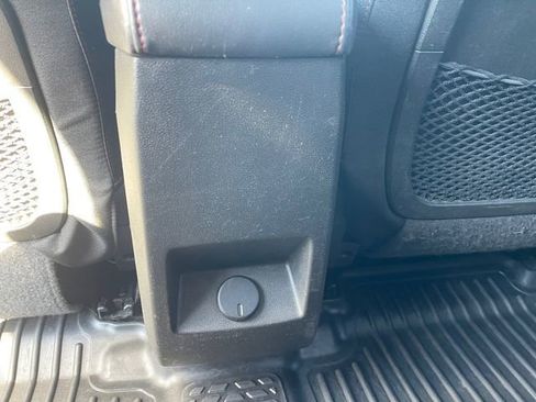 Used 2015 Chevrolet Equinox LT w/ Driver Convenience Package FWD image 18