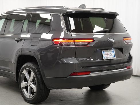 Used 2022 Jeep Grand Cherokee L Limited AWD/4WD image 42