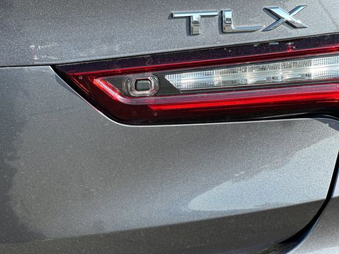 Used 2022 Acura TLX w/ Technology Package image 25