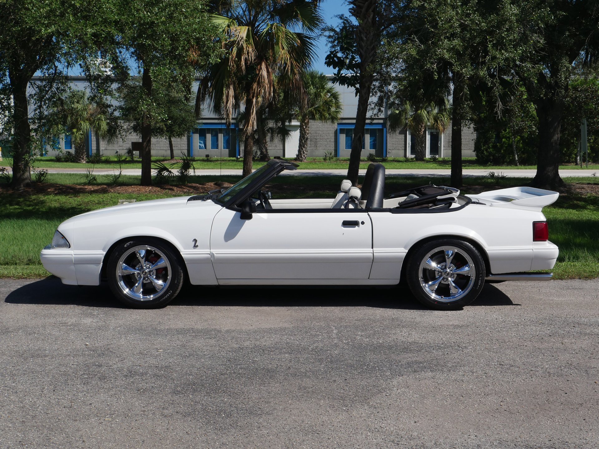 Used 1993 Ford Mustang LX RWD image 28