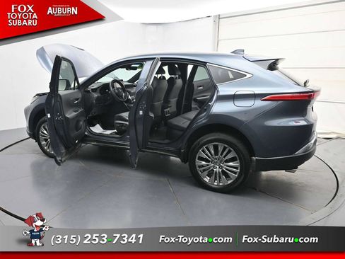 Used 2021 Toyota Venza XLE w/ Softex Package AWD/4WD image 42