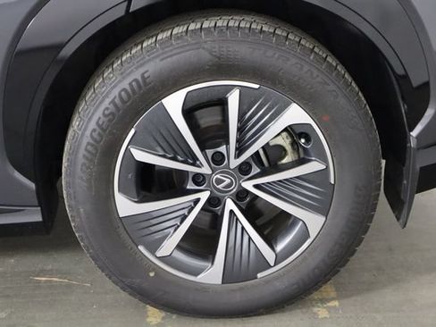 Used 2023 Lexus RZ 450e Premium w/ Technology Package AWD/4WD image 40