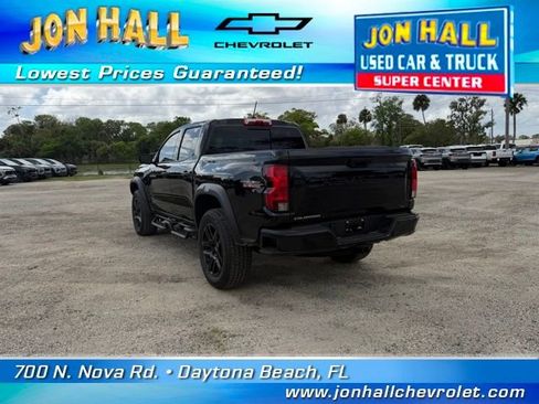Used 2024 Chevrolet Colorado Trail Boss w/ Technology Package image 8