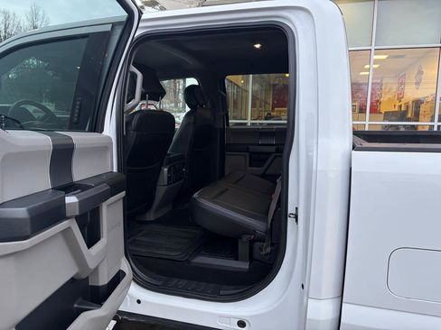 Used 2019 Ford F450 XLT w/ XLT Premium Package image 43