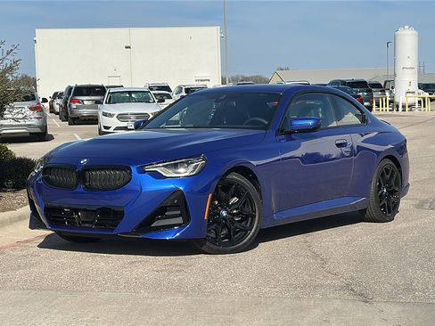 New 2026 BMW 230i Coupe image 2