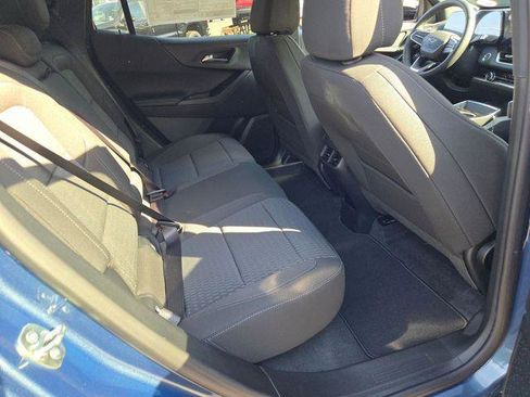 New 2026 Chevrolet Equinox LT w/ Midnight Edition FWD image 11