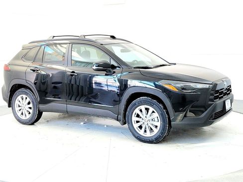 New 2026 Toyota Corolla Cross LE image 7