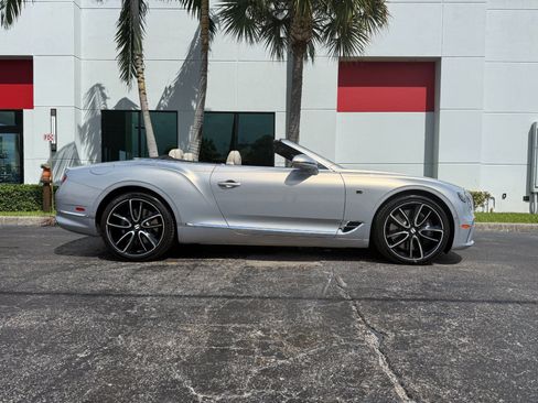 Used 2020 Bentley Continental GT V8 AWD/4WD image 2