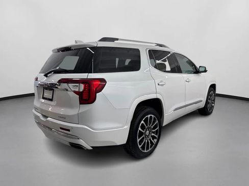 Used 2020 GMC Acadia Denali w/ Denali Ultimate Package image 10