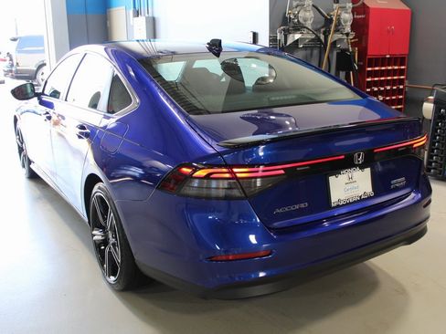 Certified 2025 Honda Accord Sport image 39