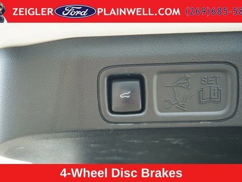 Used 2021 Ford Expedition Max Limited AWD/4WD image 11