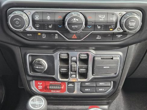 Used 2022 Jeep Gladiator Mojave w/ LED Lighting Group AWD/4WD image 16