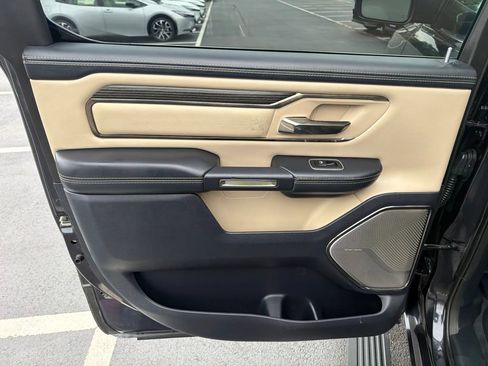Used 2021 RAM 1500 Limited AWD/4WD image 17
