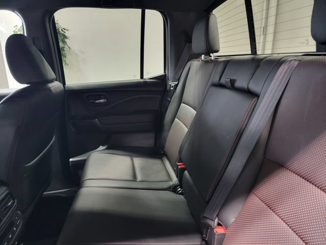 Used 2024 Honda Ridgeline Black Edition image 14