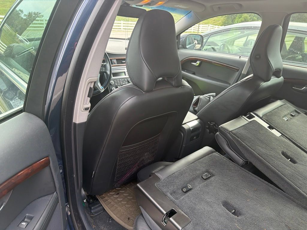 Used 2011 Volvo XC70 T6 AWD/4WD image 14