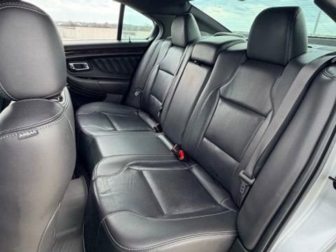 Used 2019 Ford Taurus Limited image 23