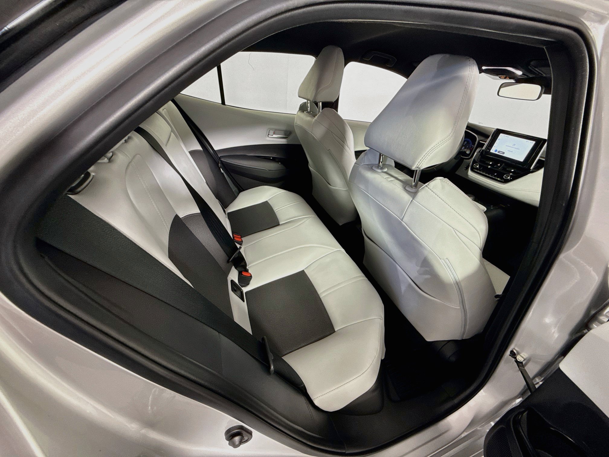 Certified 2025 Toyota Corolla XSE FWD image 19