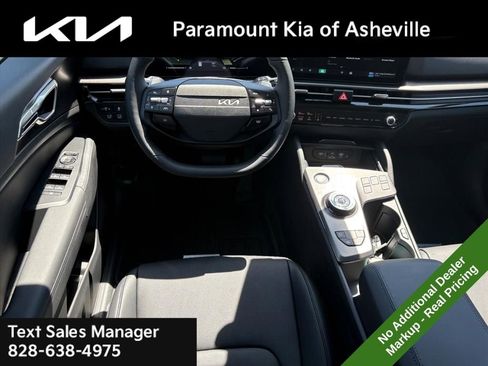 New 2026 Kia Sportage EX AWD/4WD image 24